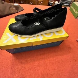 Aetrex Casey Black shoes . Size 10.